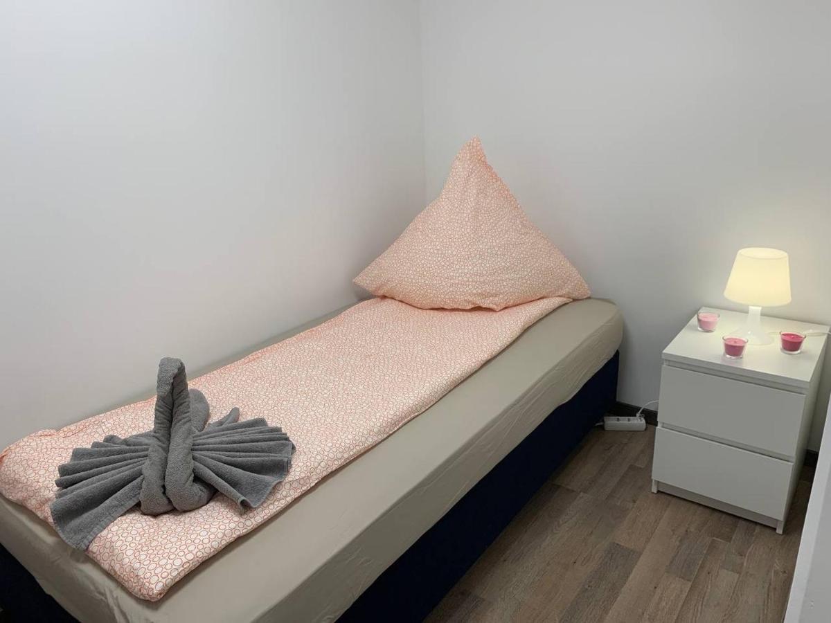 Central Private Rooms In Popular Neighborhood! 쾰른 외부 사진