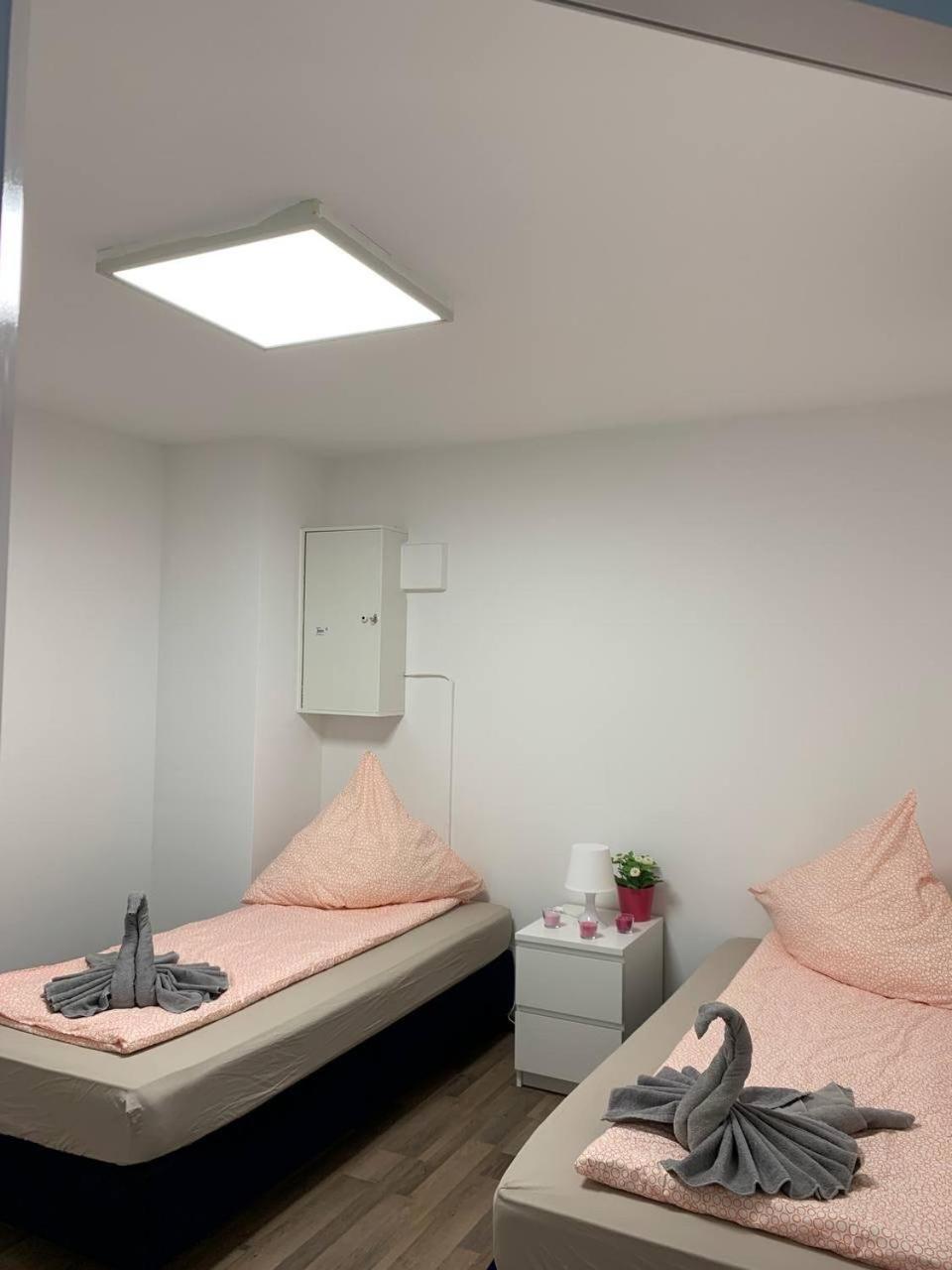 Central Private Rooms In Popular Neighborhood! 쾰른 외부 사진
